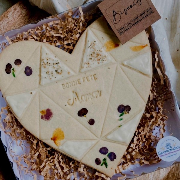 Gourmandista | Biscuits personnalisés | Coeur origami bonne fête