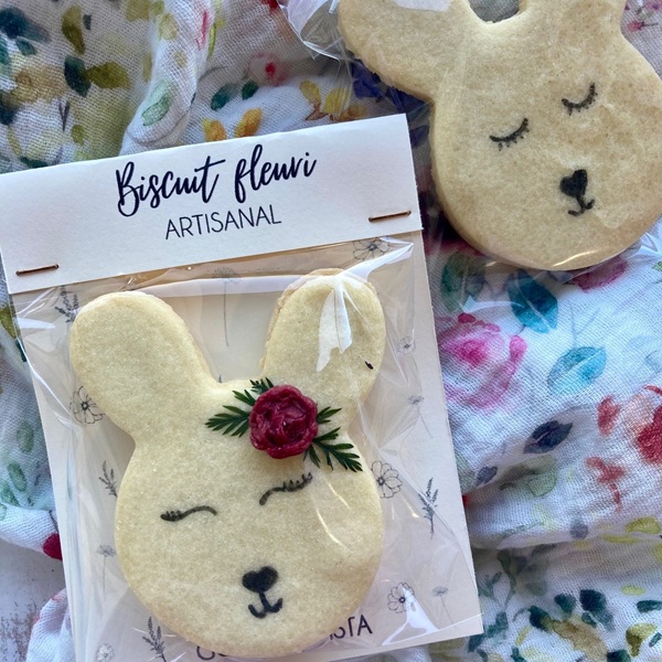 Gourmandista-biscuits-personnalises-toulouse-cadeau-artisanal-original-paques-fleurs-fait-main-31