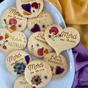 biscuits personnalises fleuris cadeau original toulouse